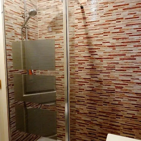 Apartament Front *